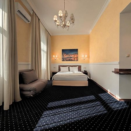 Odeska Astoria Hotel Одеса Екстериор снимка