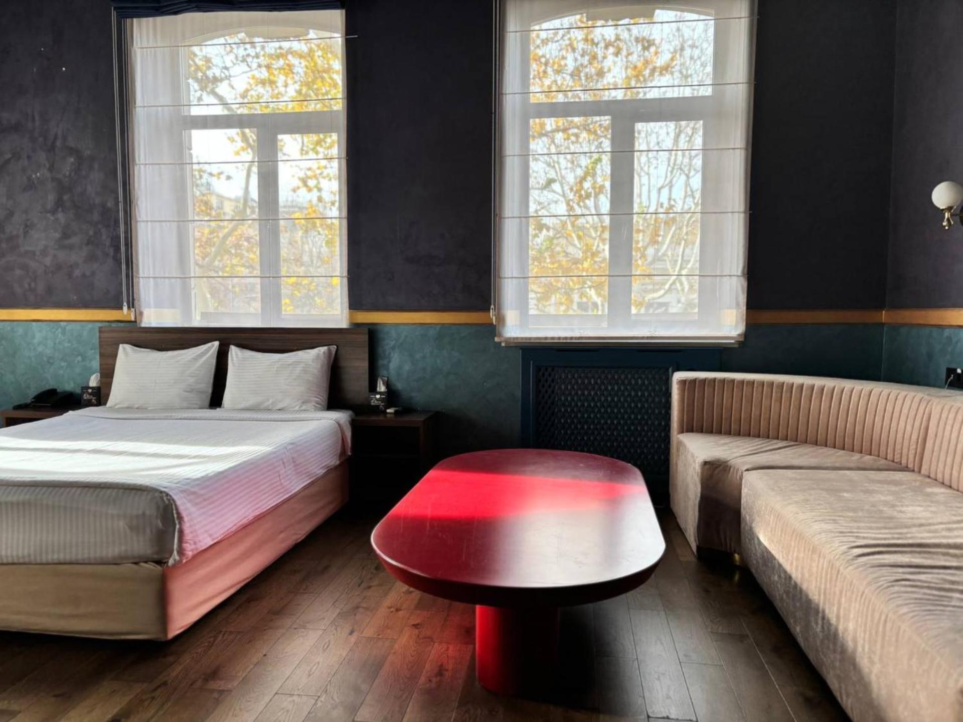 Odeska Astoria Hotel Одеса Екстериор снимка