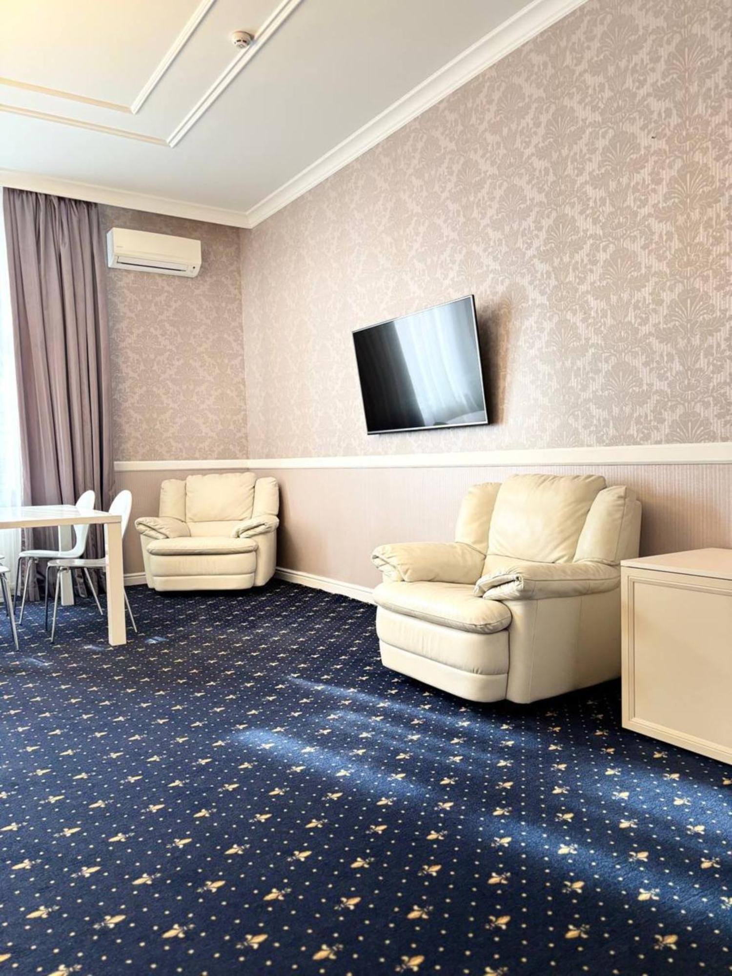 Odeska Astoria Hotel Одеса Екстериор снимка