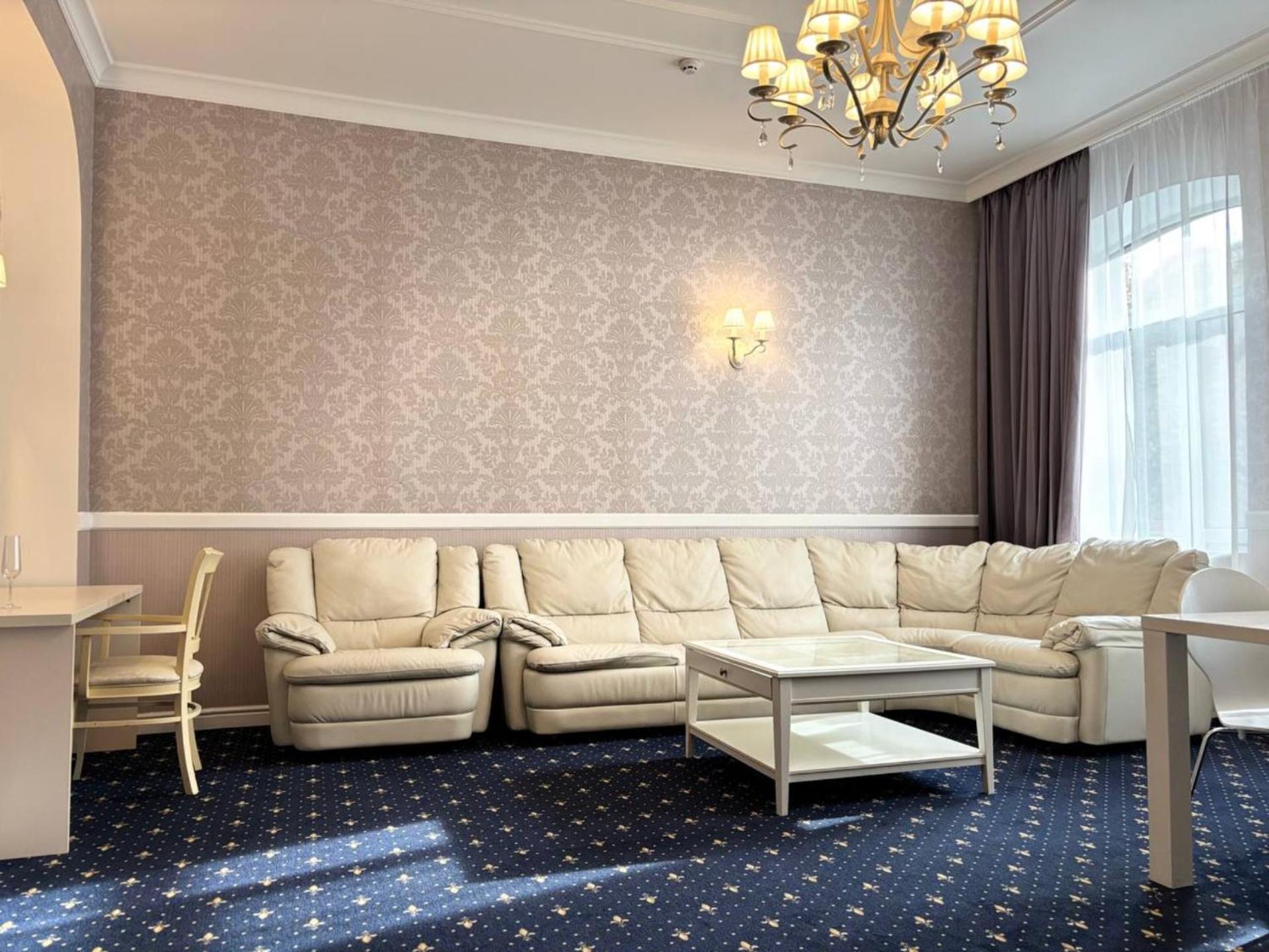 Odeska Astoria Hotel Одеса Екстериор снимка